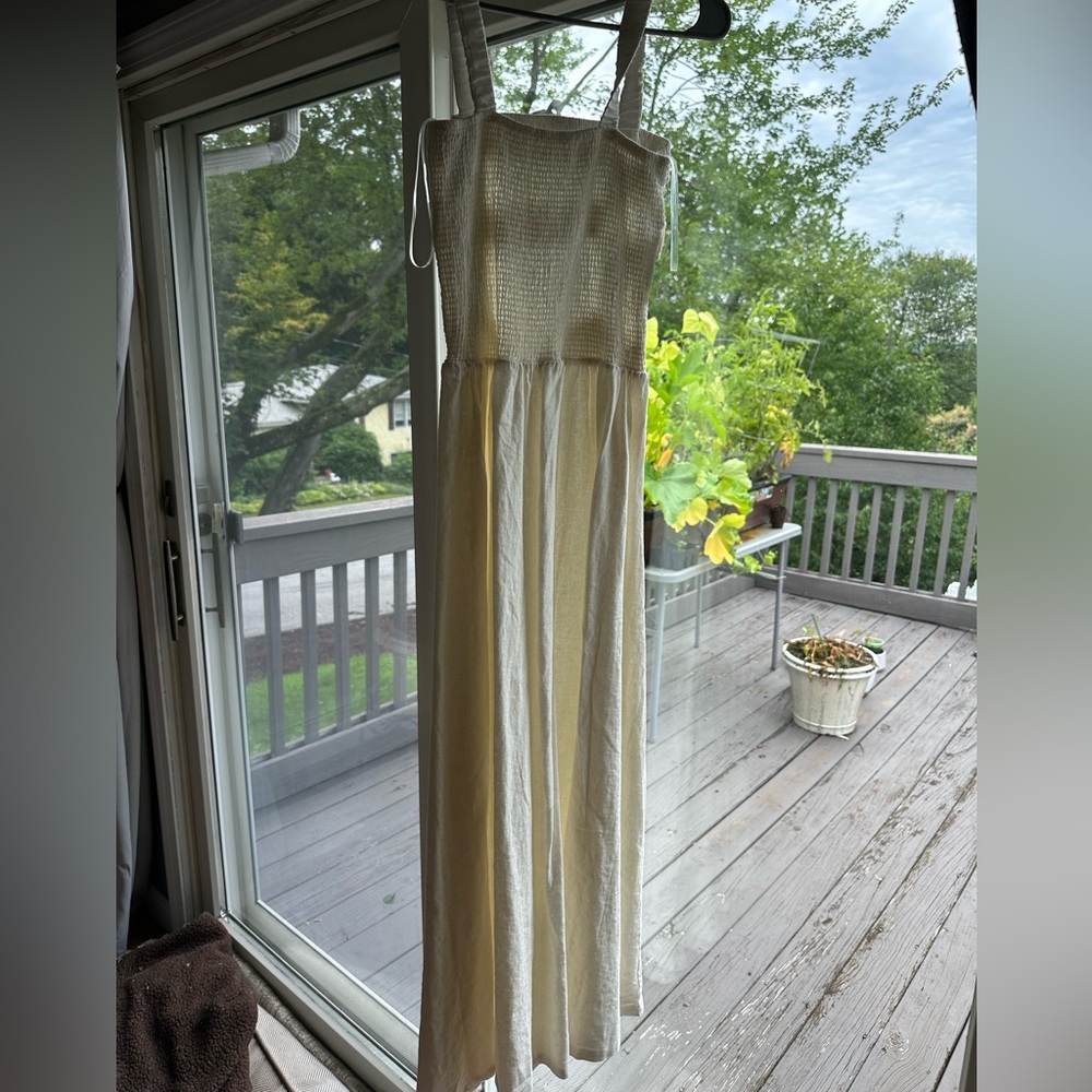 NWT back dress FOREVER 21